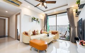 Saigon Cbd Apartment - Infinity Pool
